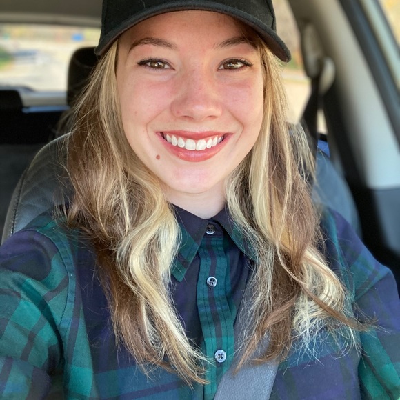 Meet your Posher, Shelly - Picture 3 of 6